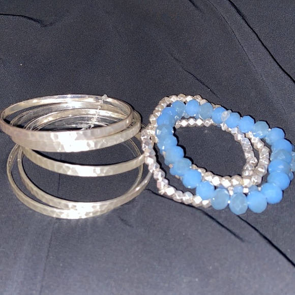 Two sets of bracelets - Picture 2 of 4